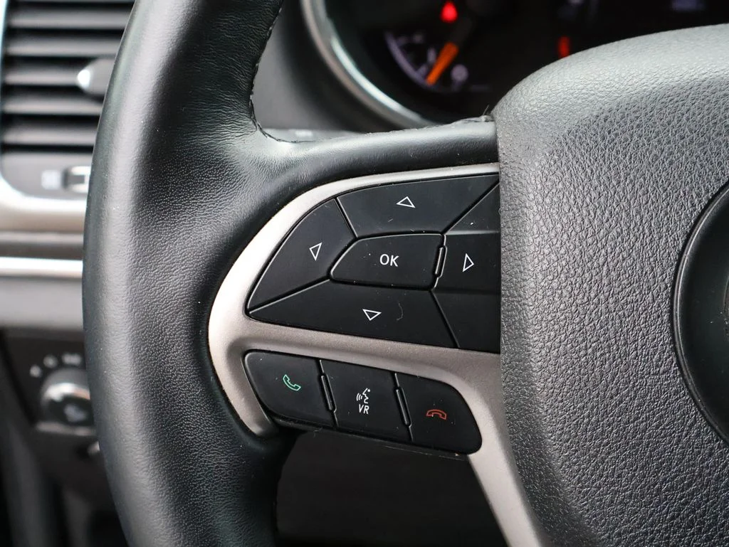 Used 2018 Black Jeep Limited image 31