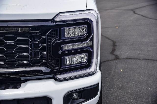 New 2026 Oxford White Ford F-250® XLT image 37