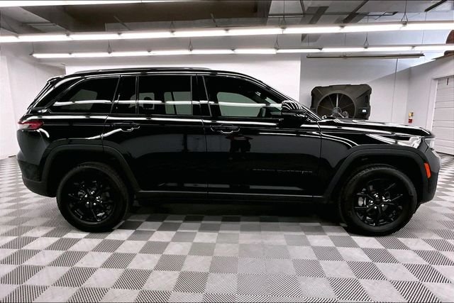 2024 Jeep Grand Cherokee Altitude - Photo 14
