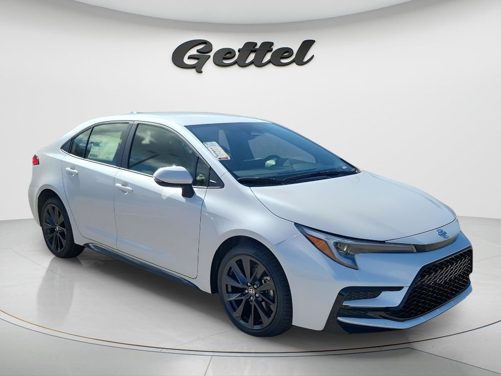 New 2026 Wind Chill Pearl <sup>1</sup> Toyota  SE image 3