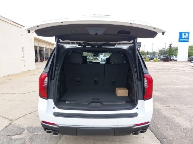 New 2026 Summit White GMC AT4 image 36
