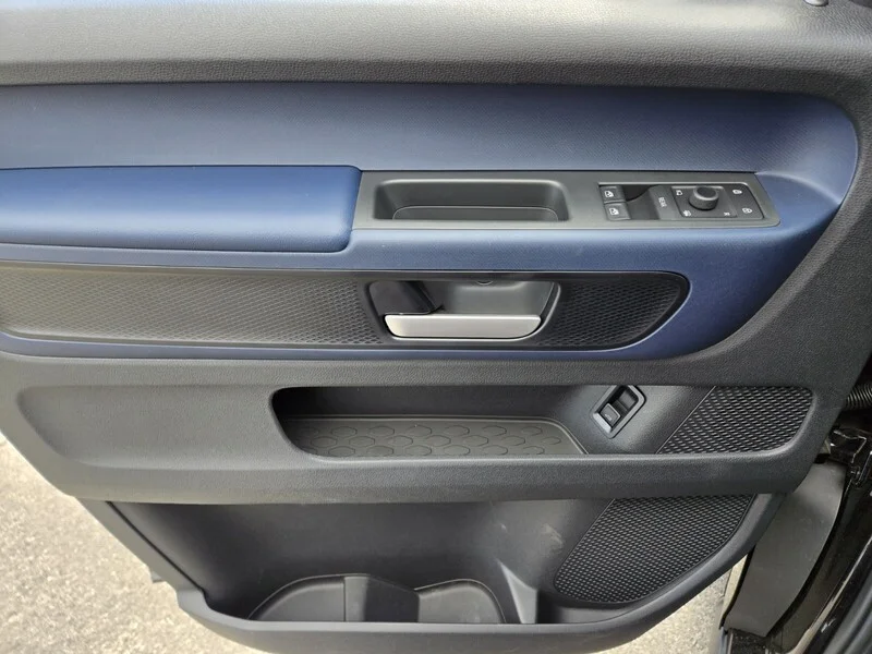 2025 Volkswagen ID. Buzz Pro S - Photo 10