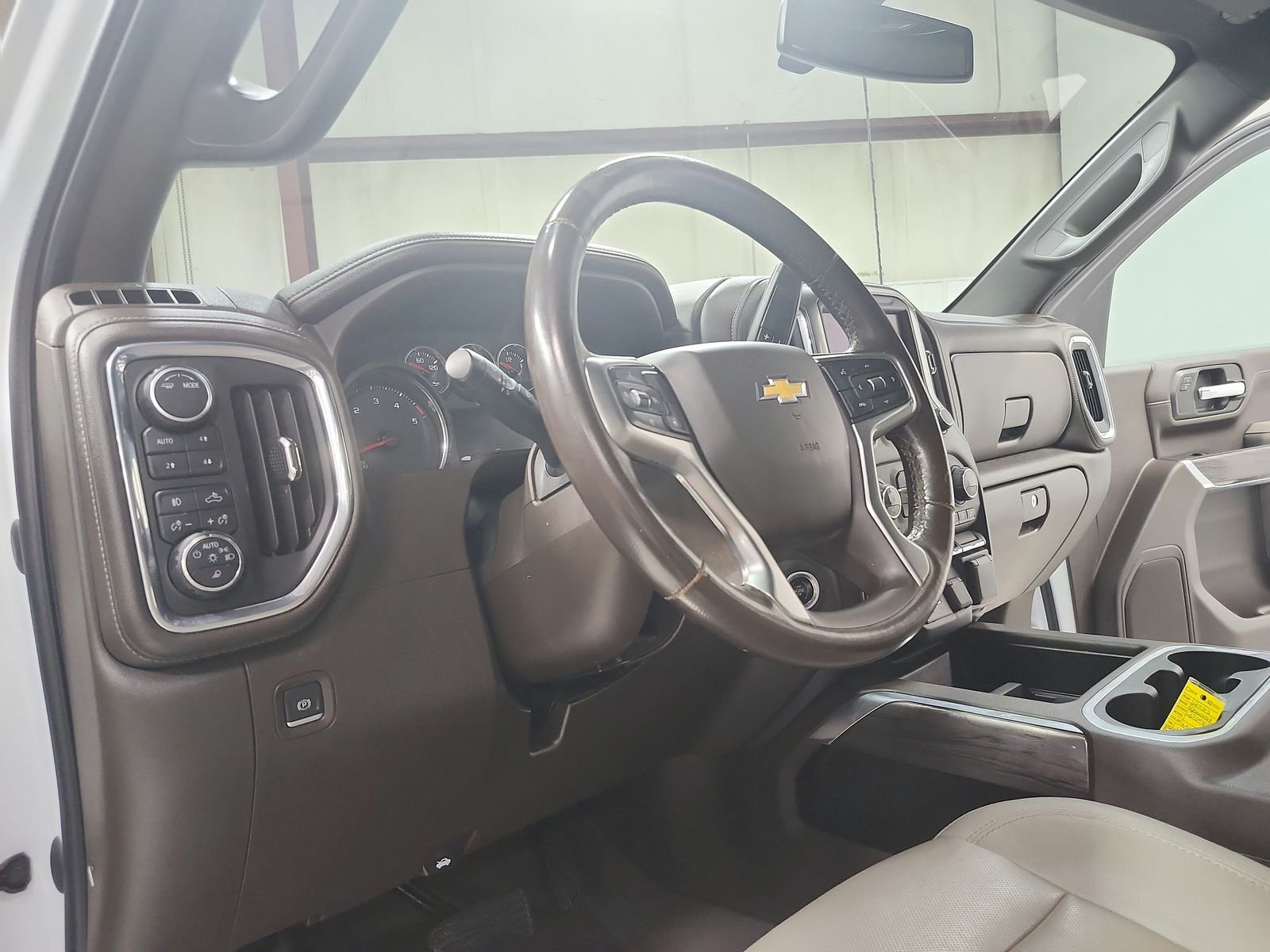 Used 2023 Summit White Chevrolet LTZ image 18