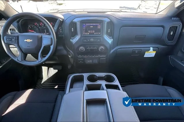 2026 Chevrolet Silverado 2500 HD Custom - Photo 6