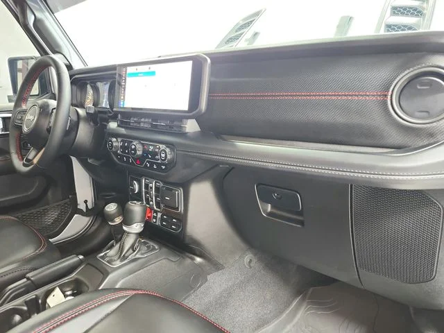 Used 2024 Silver Jeep Rubicon X image 40