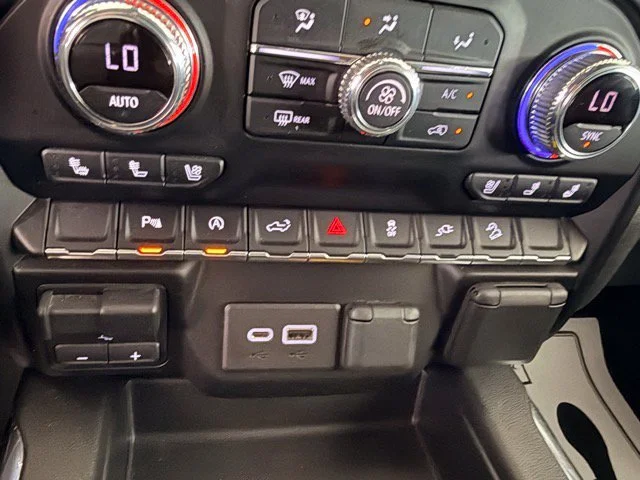 2021 GMC Sierra 1500 SLT - Photo 24