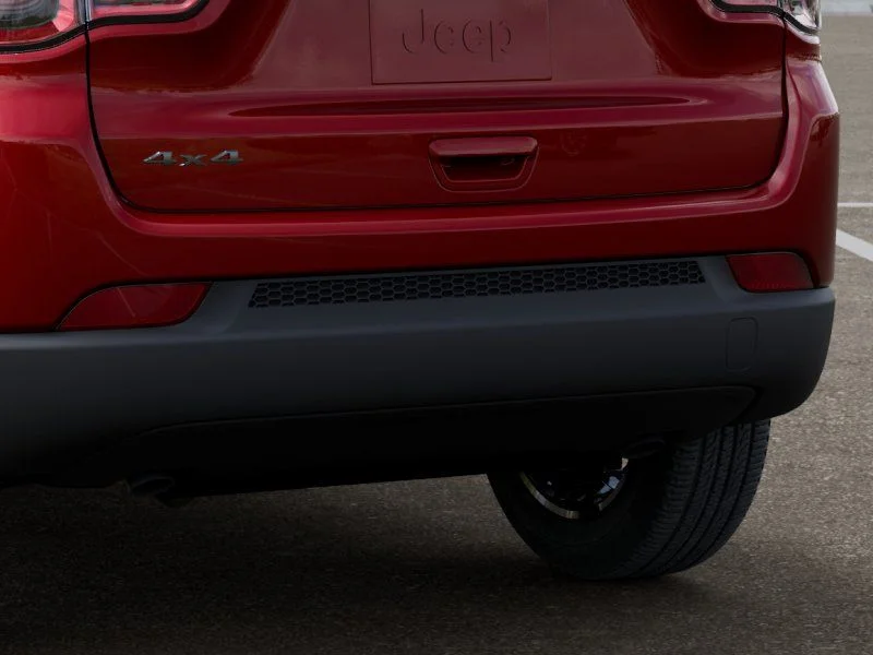 New 2026 Red Hot Pearlcoat Jeep Latitude image 14