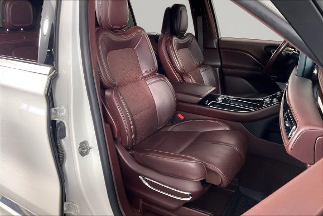 Used 2020 White Lincoln Black Label image 24