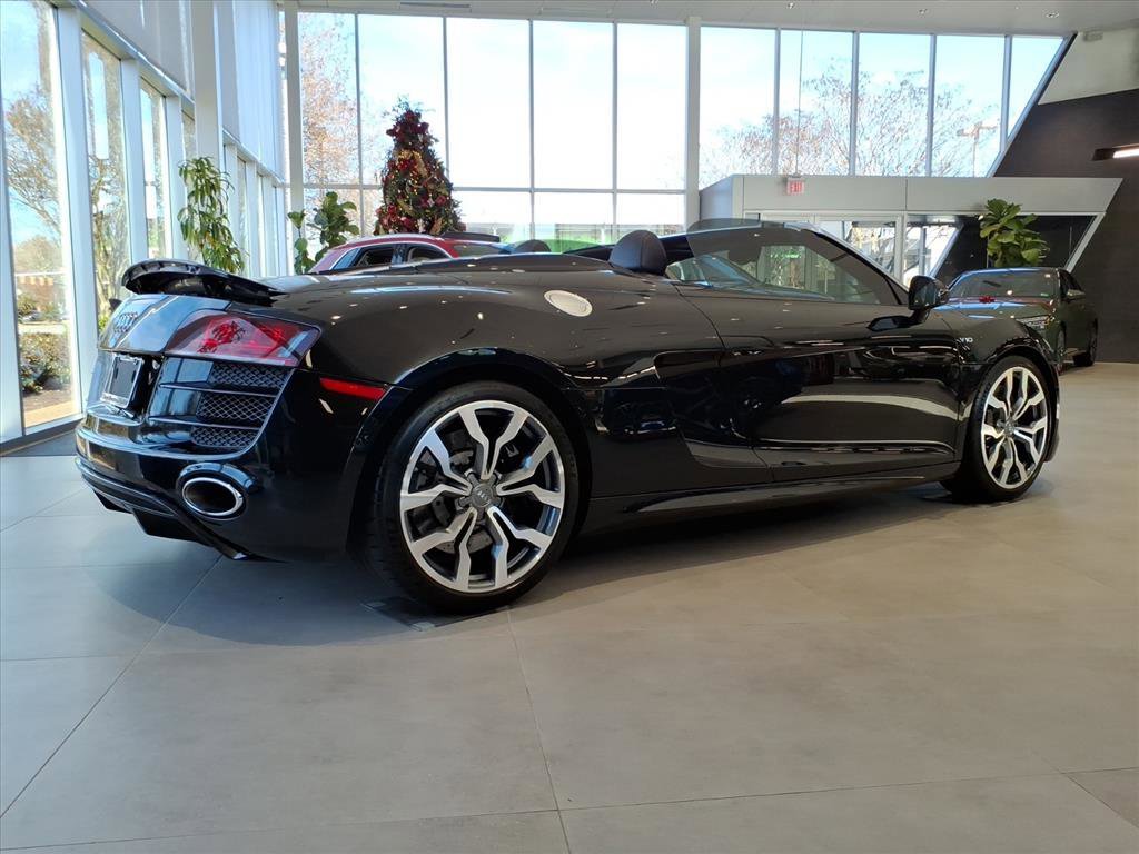 Used 2011 Phantom Black Pearl Effect/Black Roof Audi 5.2L image 7