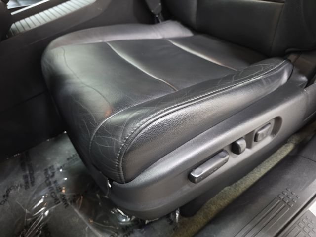 Used 2015 Diamond White Pearl Honda Touring image 28
