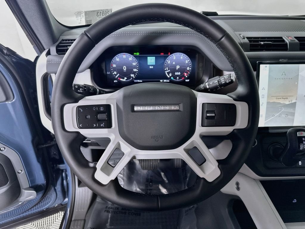 New 2026 Tasman Blue Land Rover S image 12
