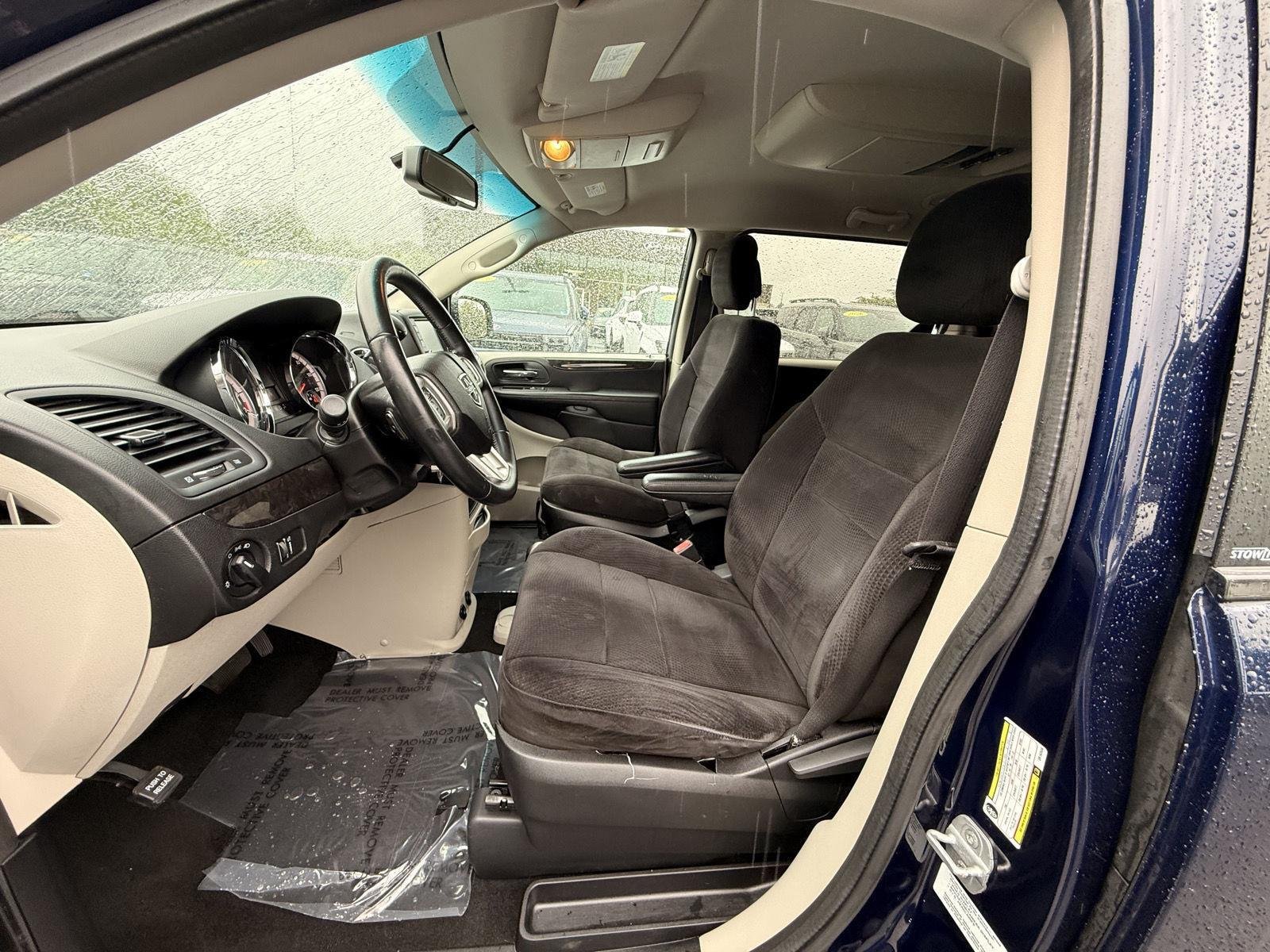 2014 Dodge Grand Caravan SE - Photo 14