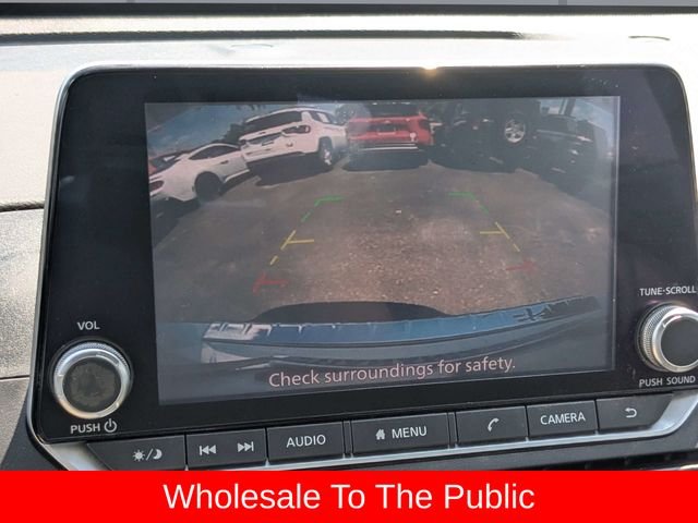Used 2022 White Nissan 2.5 SR image 21