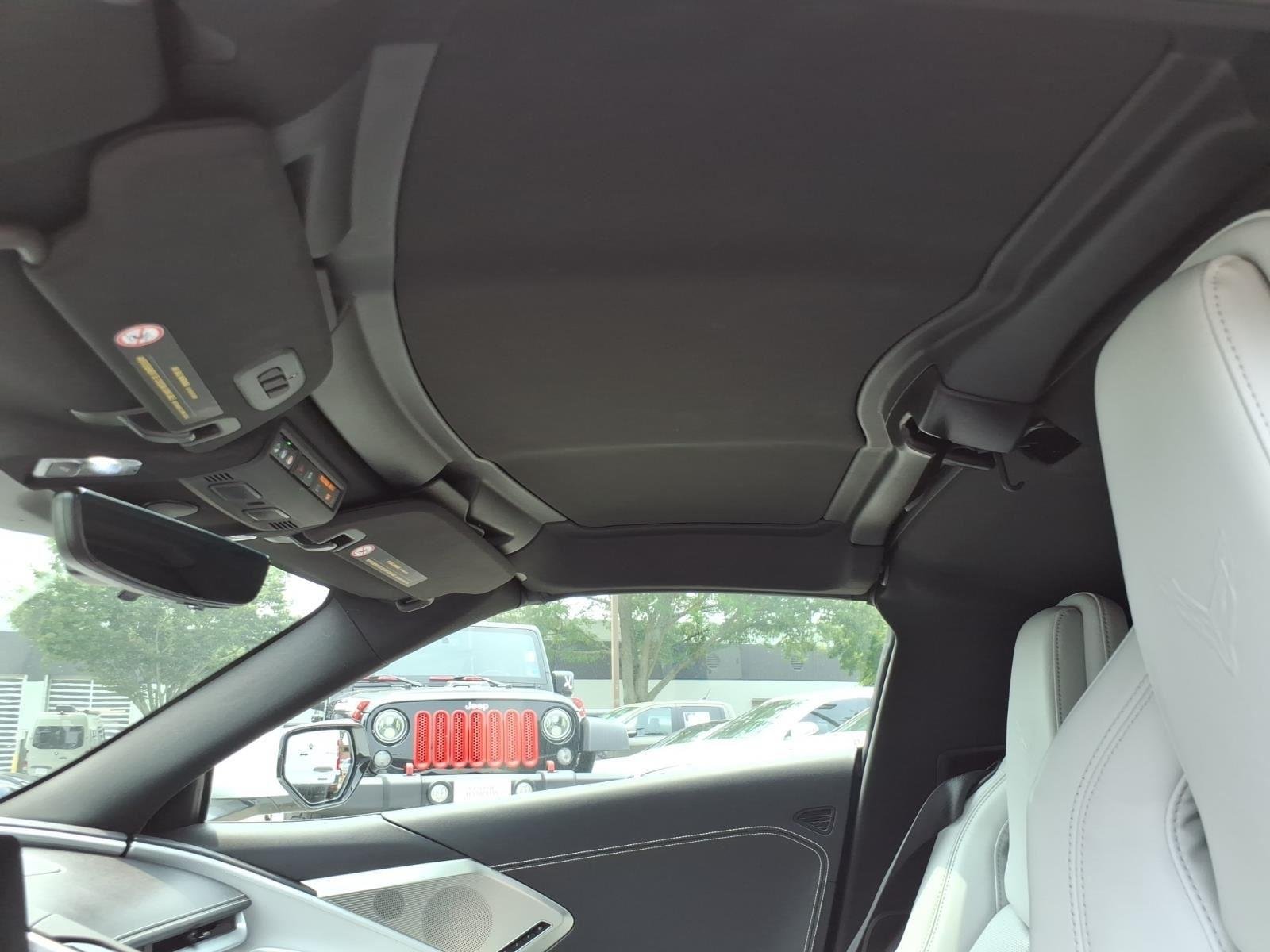 Used 2022 Arctic White Chevrolet 2LT image 14