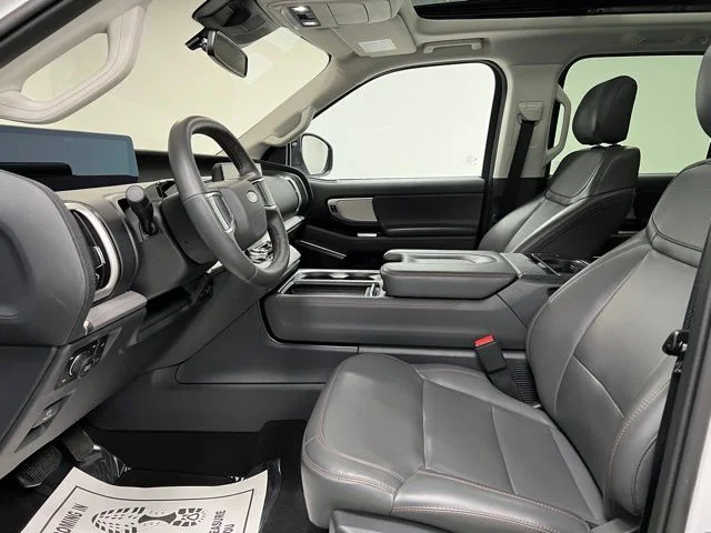 Used 2025 White Ford Active image 18