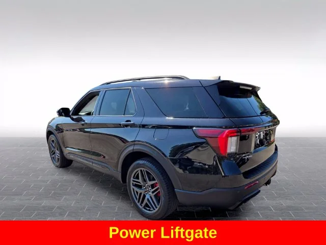 Used 2025 Black Ford ST-Line image 6