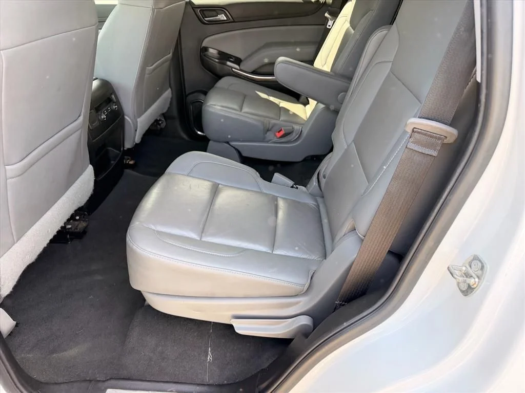 Used 2020 White Chevrolet LT image 14