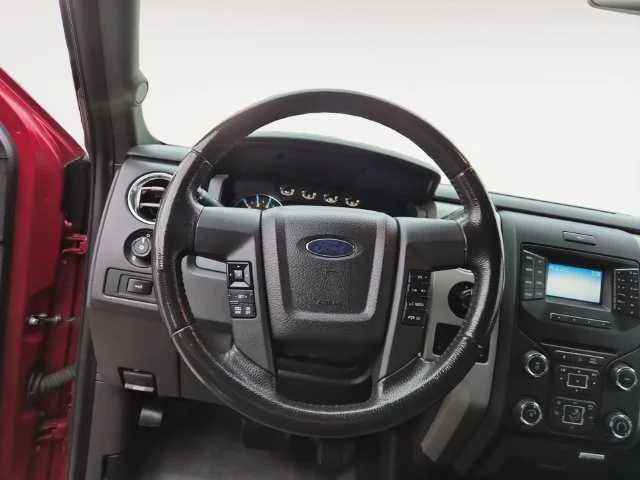 Used 2013 Red Ford XLT image 13