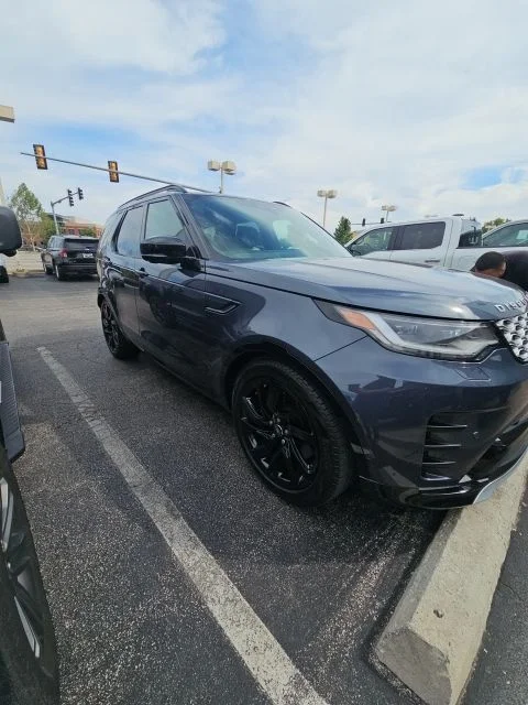 Certified Used 2024 Varesine Blue Land Rover Metropolitan Edition image 2