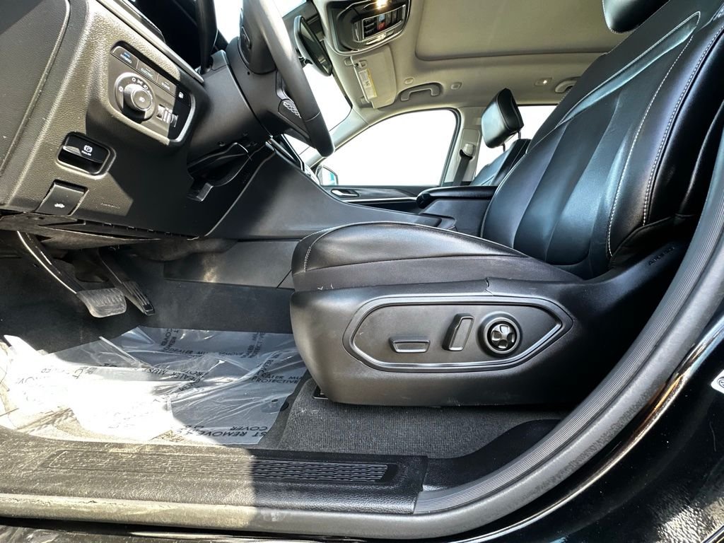 Used 2022 Black Jeep 4xe image 11