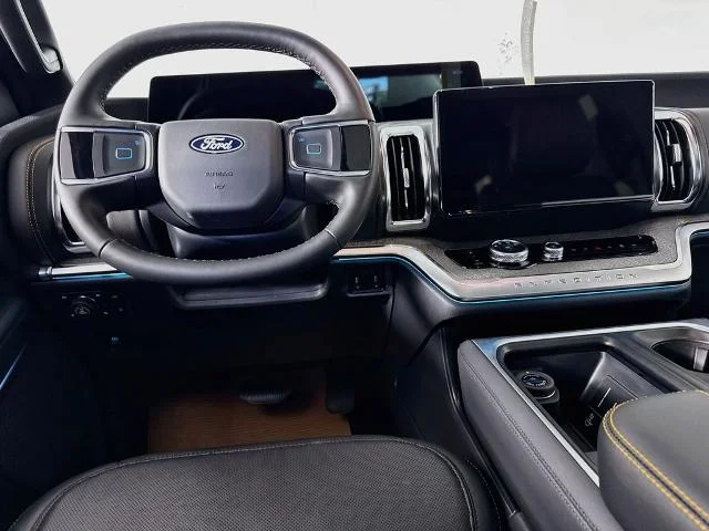 New 2027 Glacier Gray Metallic Tri-Coat Ford Tremor® image 59