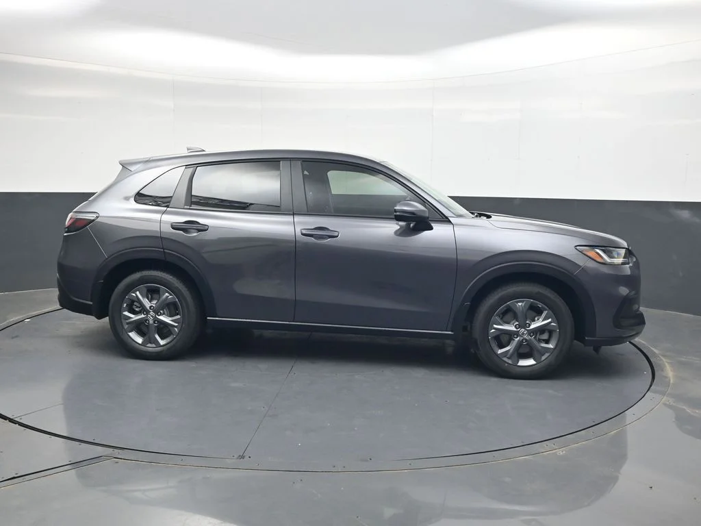 New 2027 Modern Steel Metallic Honda LX image 3