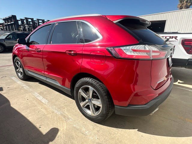 Used 2020 Red Ford SEL image 5