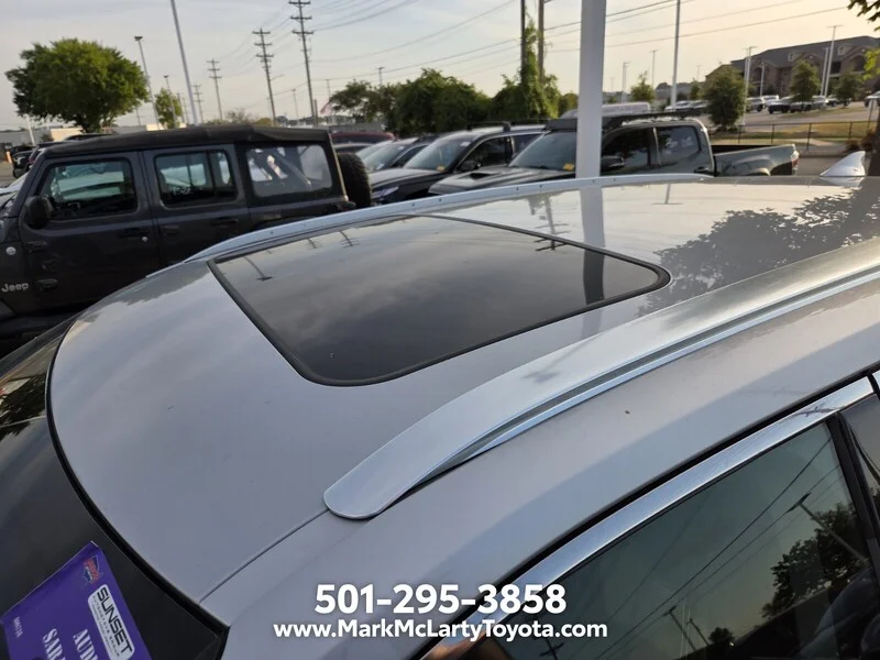 Used 2017 Silver LEXUS 350 image 8