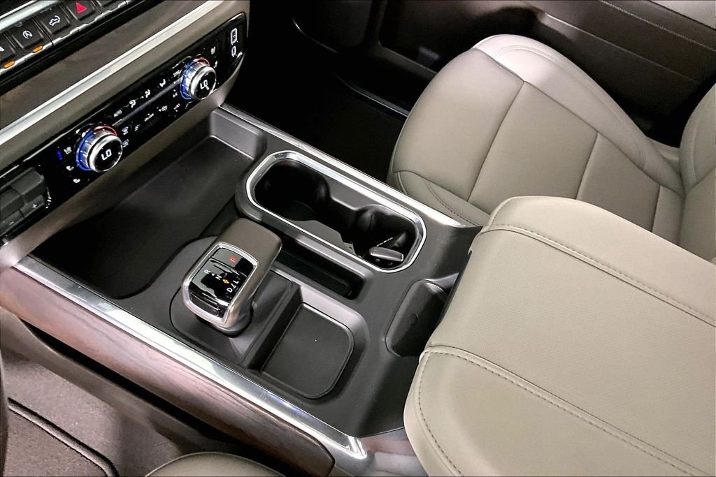 Used 2026 White GMC SLT image 18