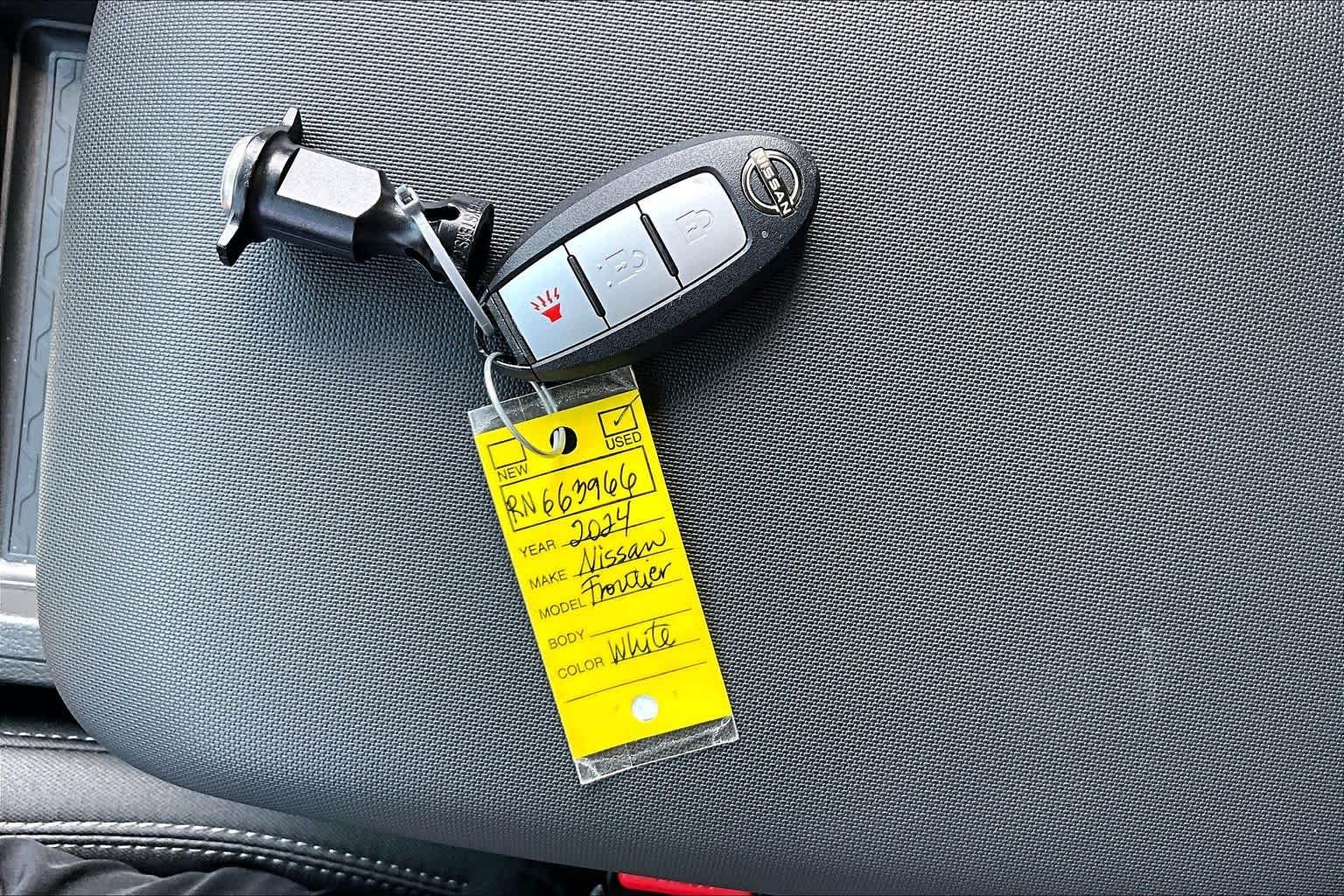 Used 2024 Glacier White Nissan SV image 14