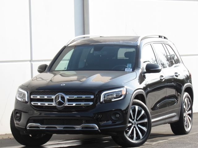 2023 Mercedes-Benz GLB GLB 250 4MATIC's photo