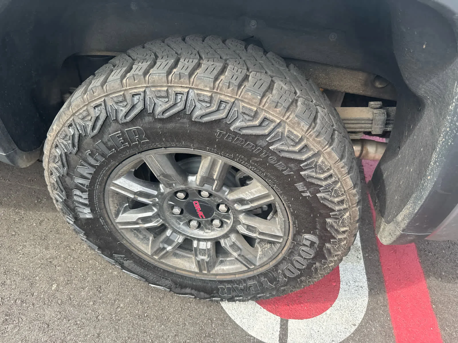 Used 2026 Sterling Metallic GMC AT4X image 6