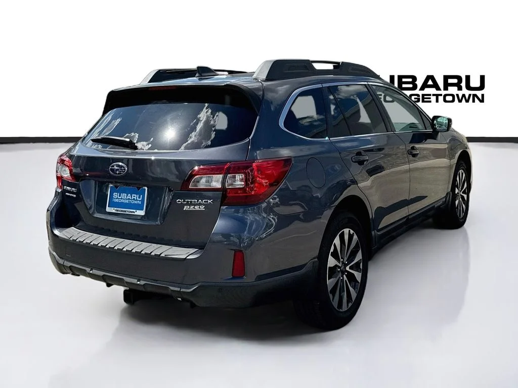Used 2017 Gray Subaru 2.5i image 8