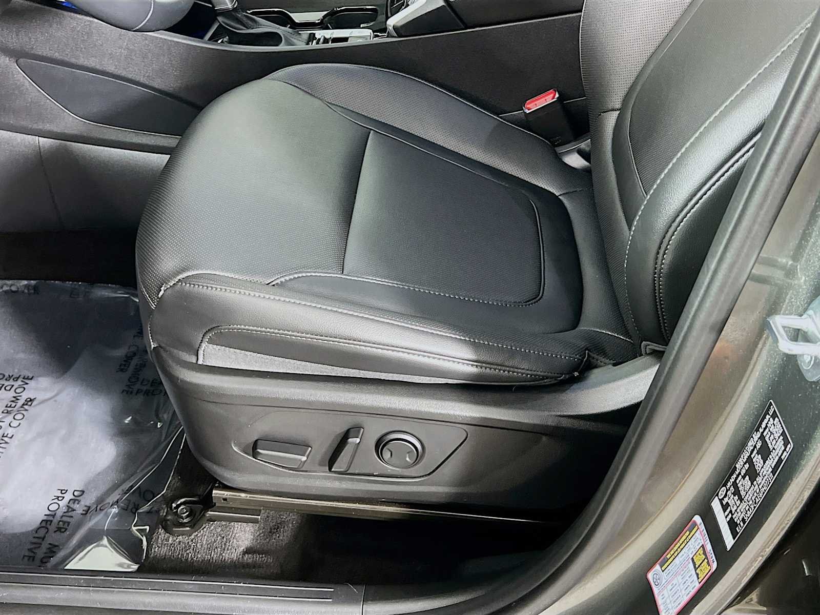 Used 2023 Amazon Gray Hyundai SEL image 20