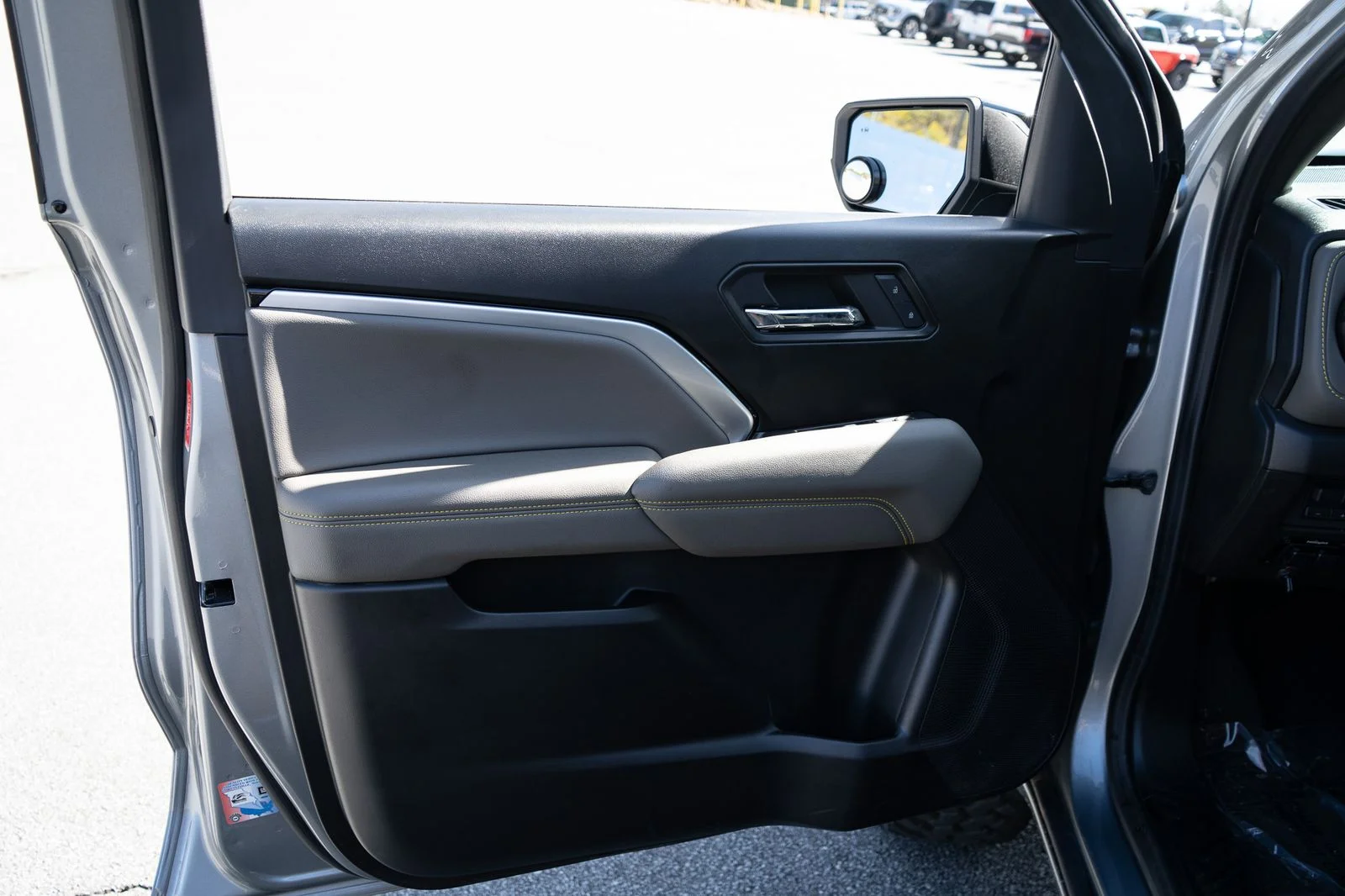 Used 2024 Gray Chevrolet ZR2 image 16