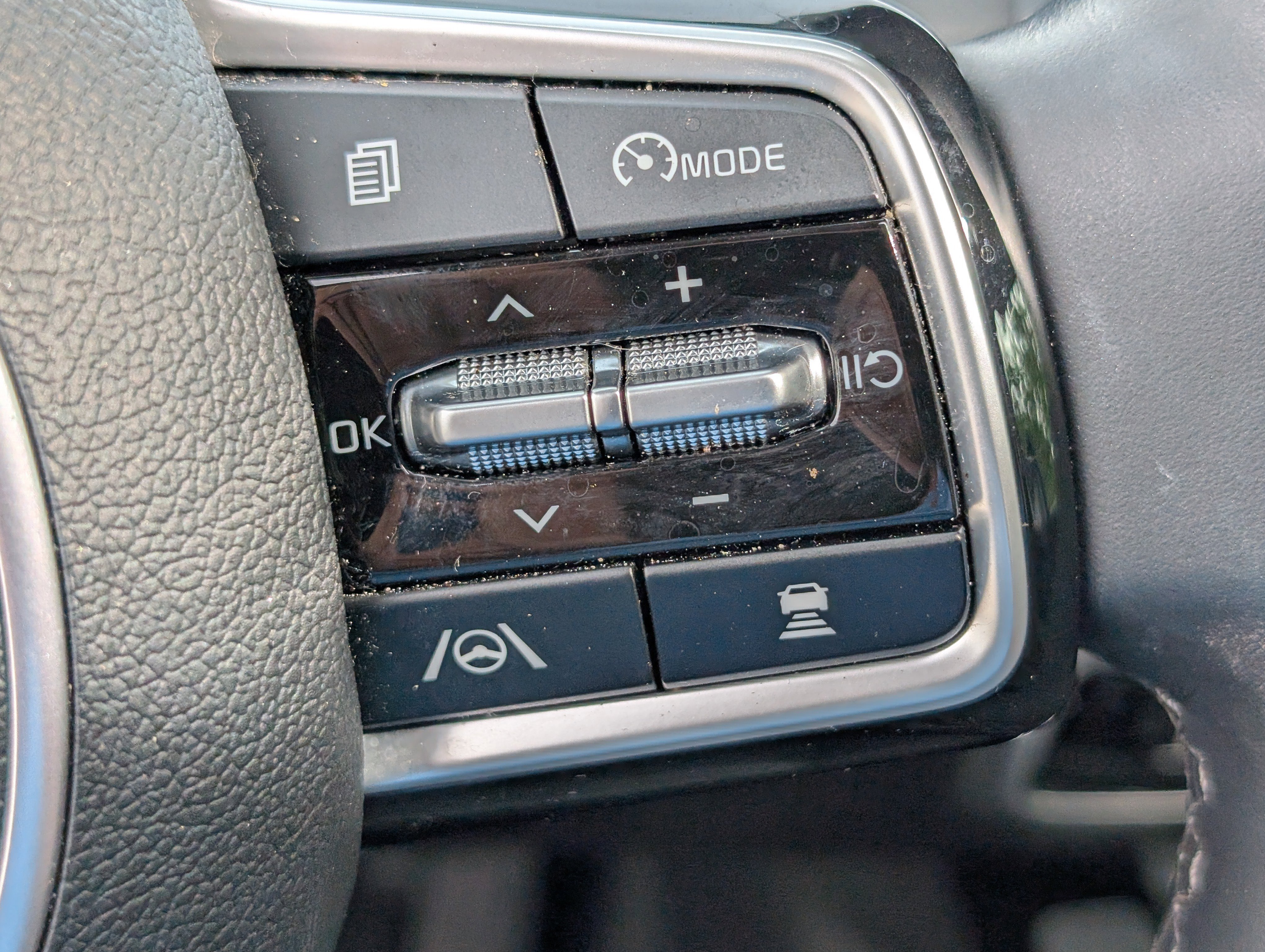 2023 Kia Sorento SX - Photo 19