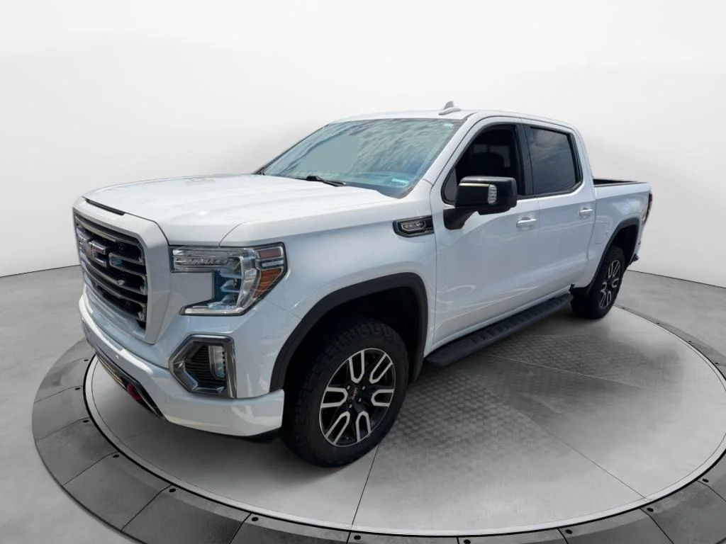 Used 2021 SUMMIT WHITE GMC AT4 image 1