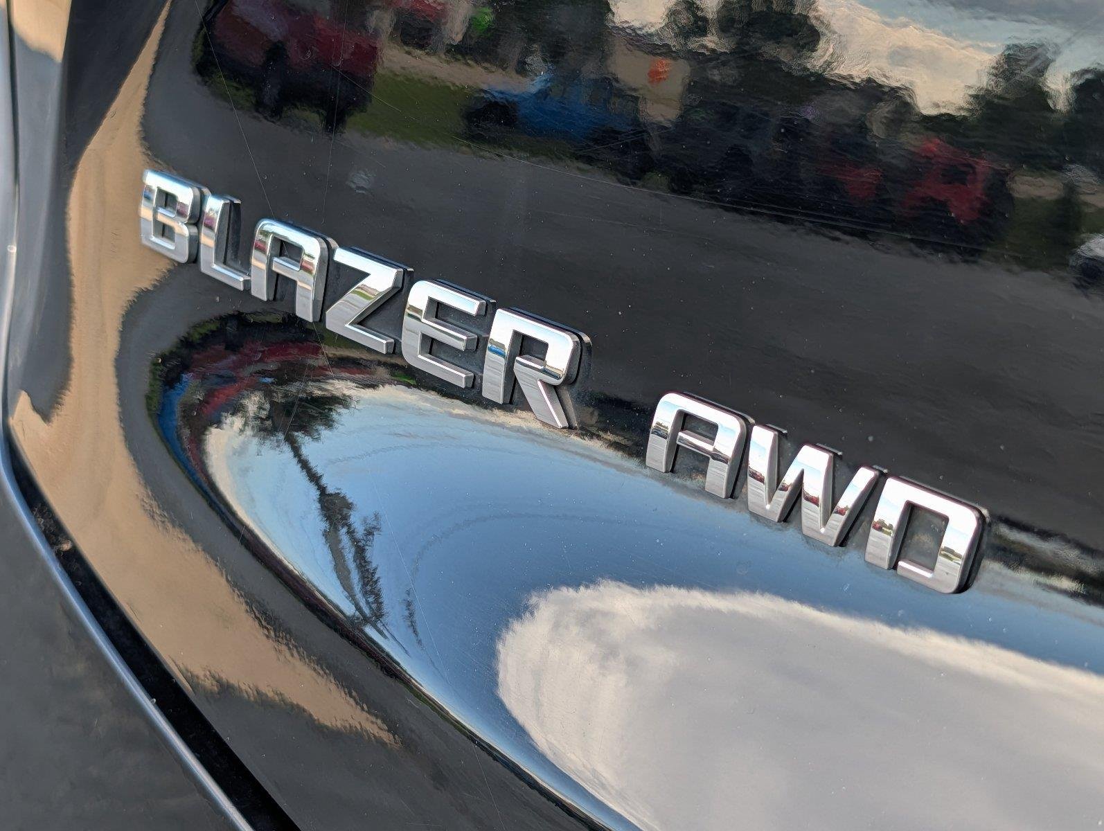 Used 2025 Black Chevrolet LT image 32