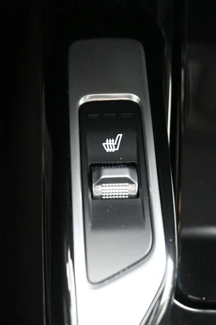Used 2021 Everlasting Silver Kia SX image 19