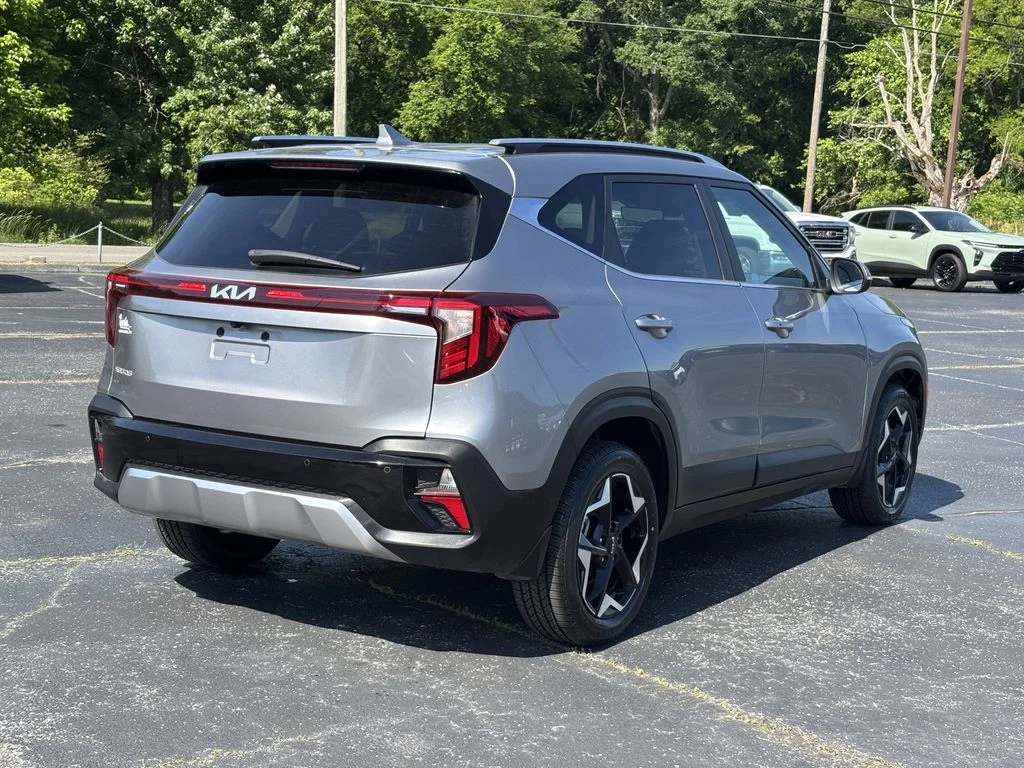 Used 2025 Gray Kia EX image 7