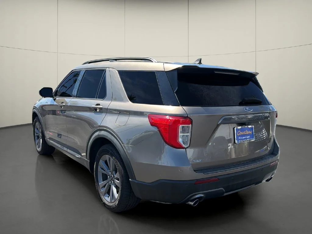Used 2021 Gray Ford XLT image 5