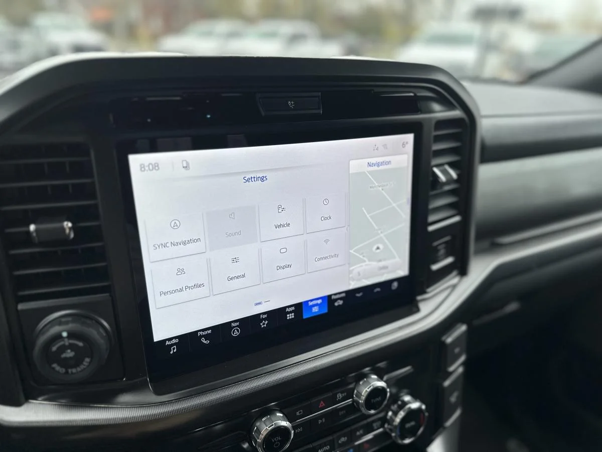 Used 2026 Blue Ford Lariat image 18
