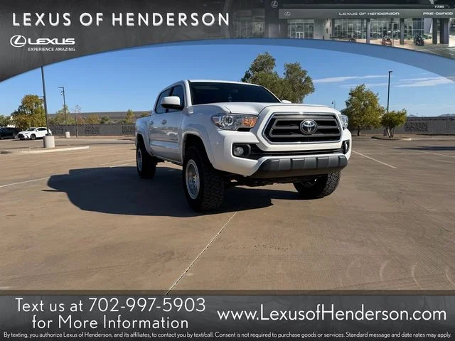 Used 2022 White Toyota SR5 image 1