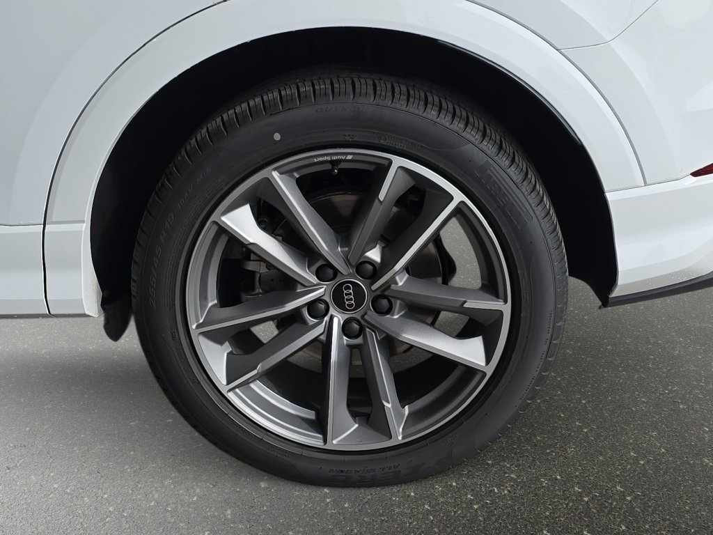 Used 2025 White Audi Premium image 33