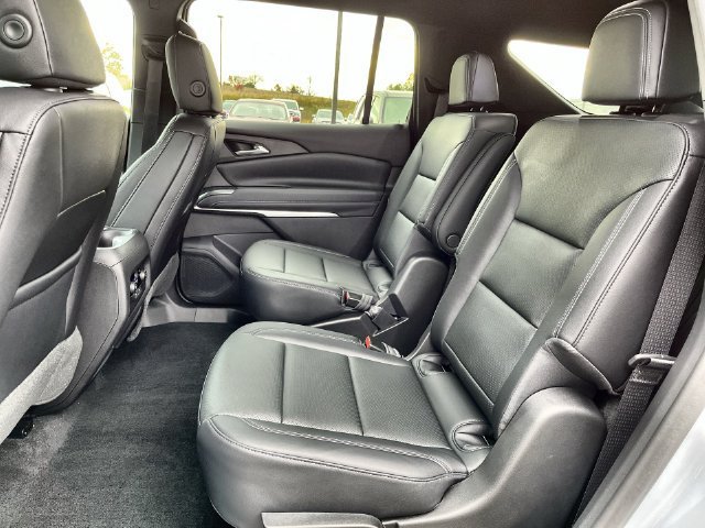2027 Chevrolet Traverse LT - Photo 31