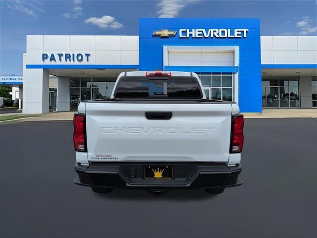 Used 2023 Summit White Chevrolet Z71 image 9