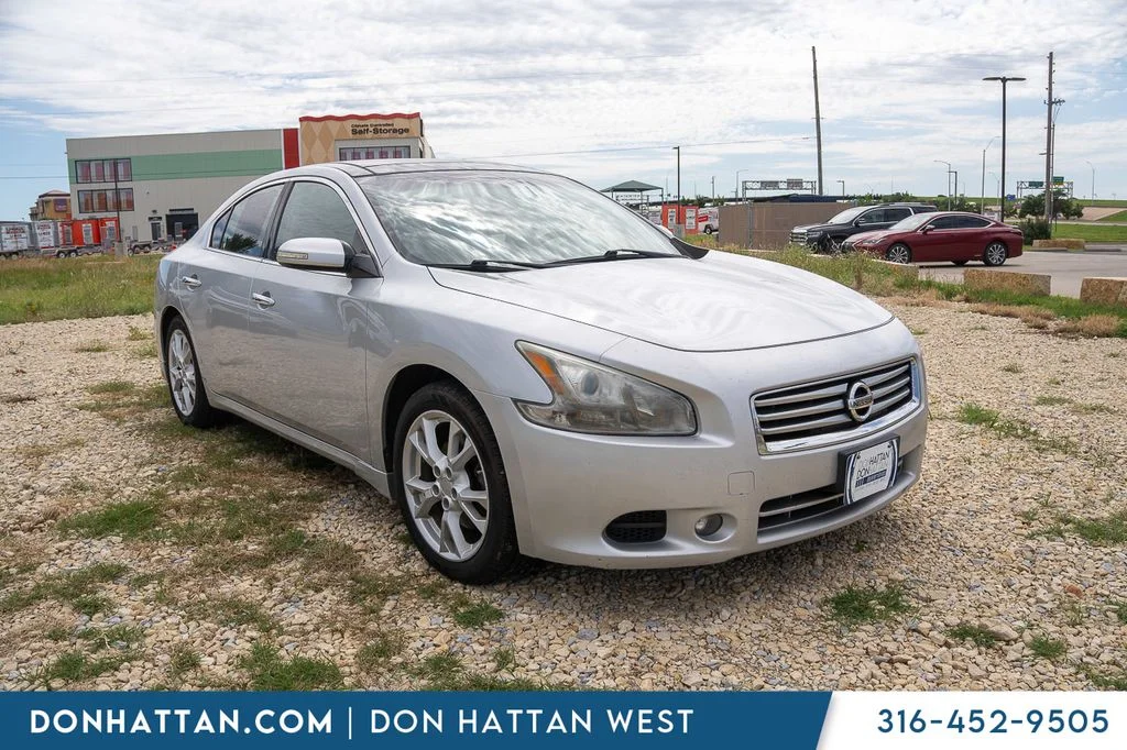 Used 2012 Silver Nissan 3.5 SV image 32