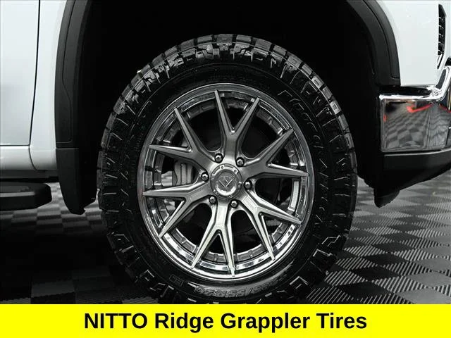 New 2026 Glacier White Tricoat GMC SLT image 5