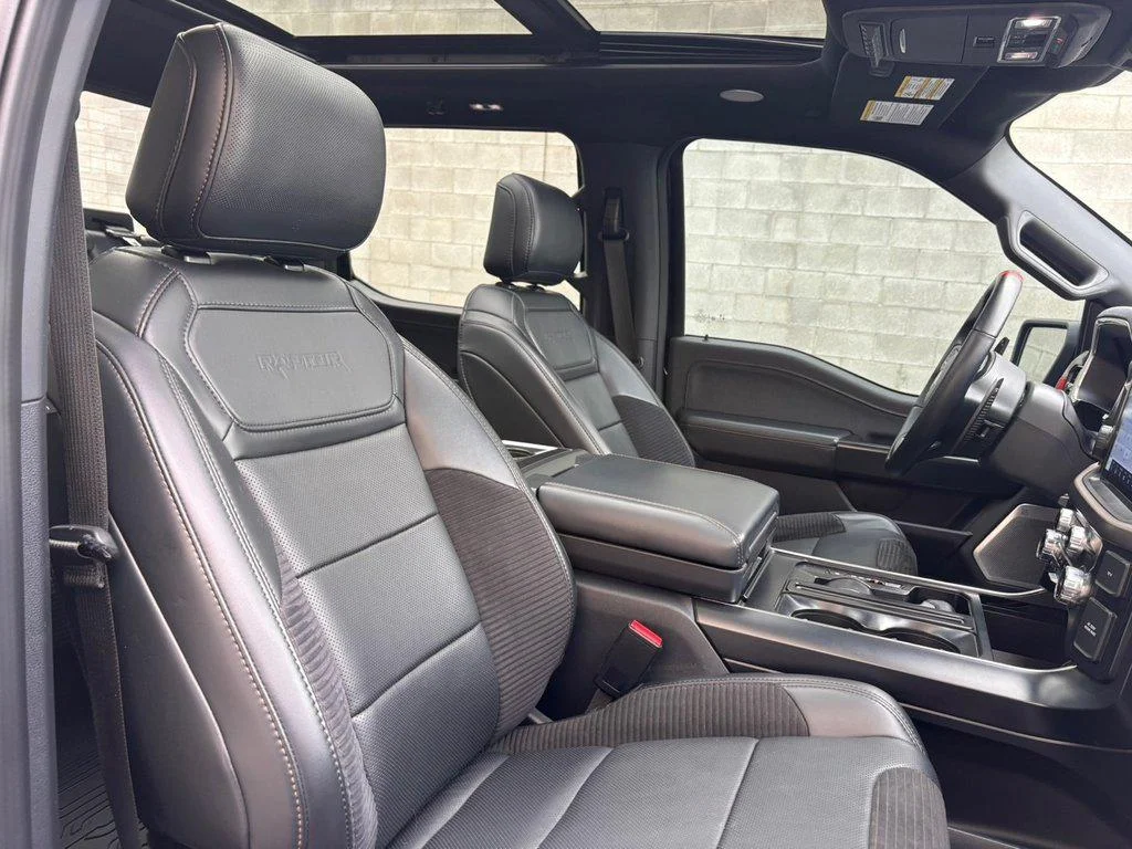 2023 Ford F-150 Raptor - Photo 19