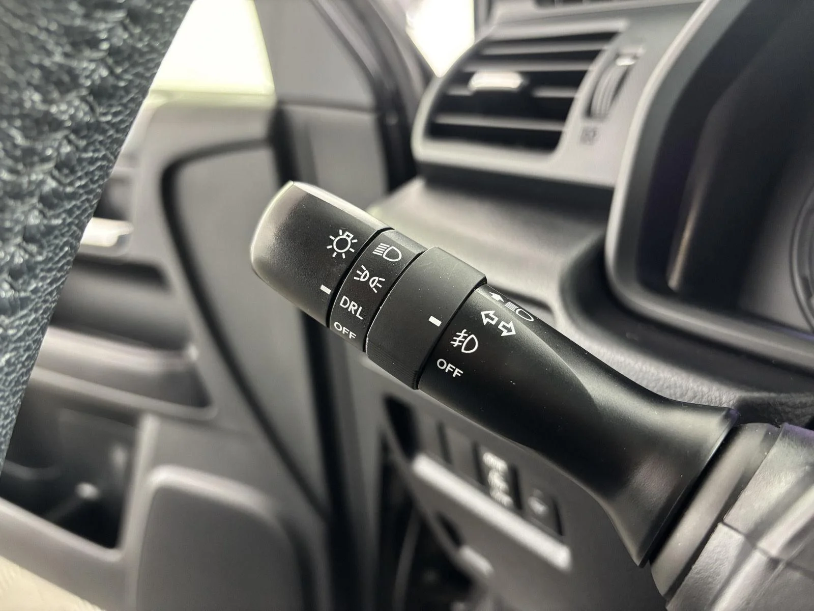 Used 2023 Magnetic Gray Metallic Toyota SR5 Premium image 29